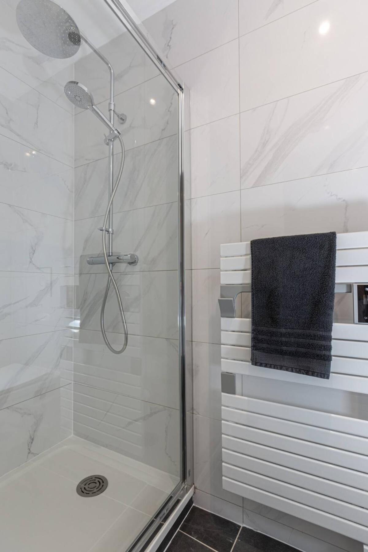Deluxe Studio Tout Equipe - Hyper Centre Historique Mulhouse Ngoại thất bức ảnh